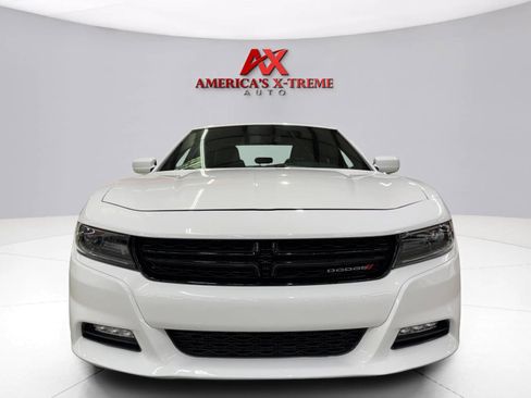 Used 2017 Dodge Charger SXT w/ AWD Plus Group image 10