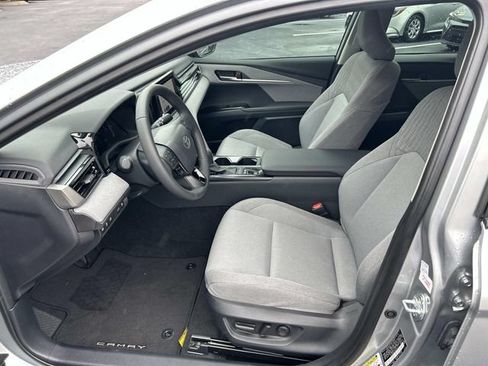 Used 2025 Toyota Camry LE FWD image 20