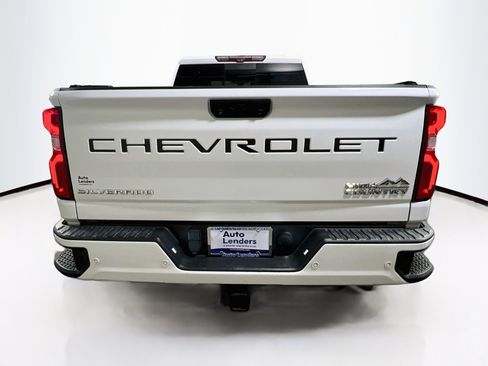 Used 2021 Chevrolet Silverado 2500 High Country AWD/4WD image 6