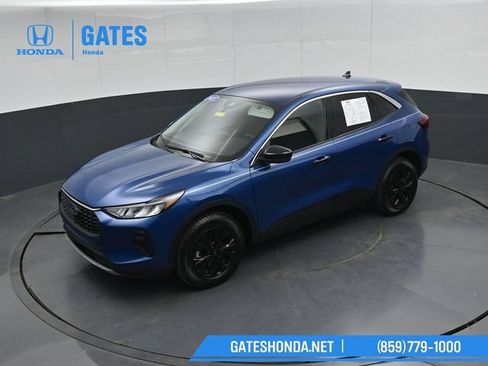 Used 2023 Ford Escape Active AWD/4WD image 47