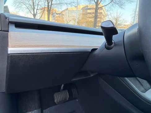 Used 2022 Tesla Model 3 Long Range image 30