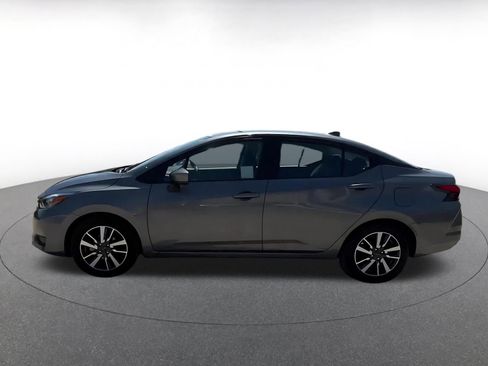 Used 2025 Nissan Versa SV FWD image 10