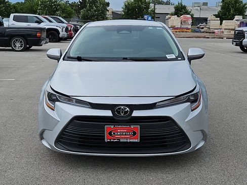 Used 2023 Toyota Corolla LE FWD image 8