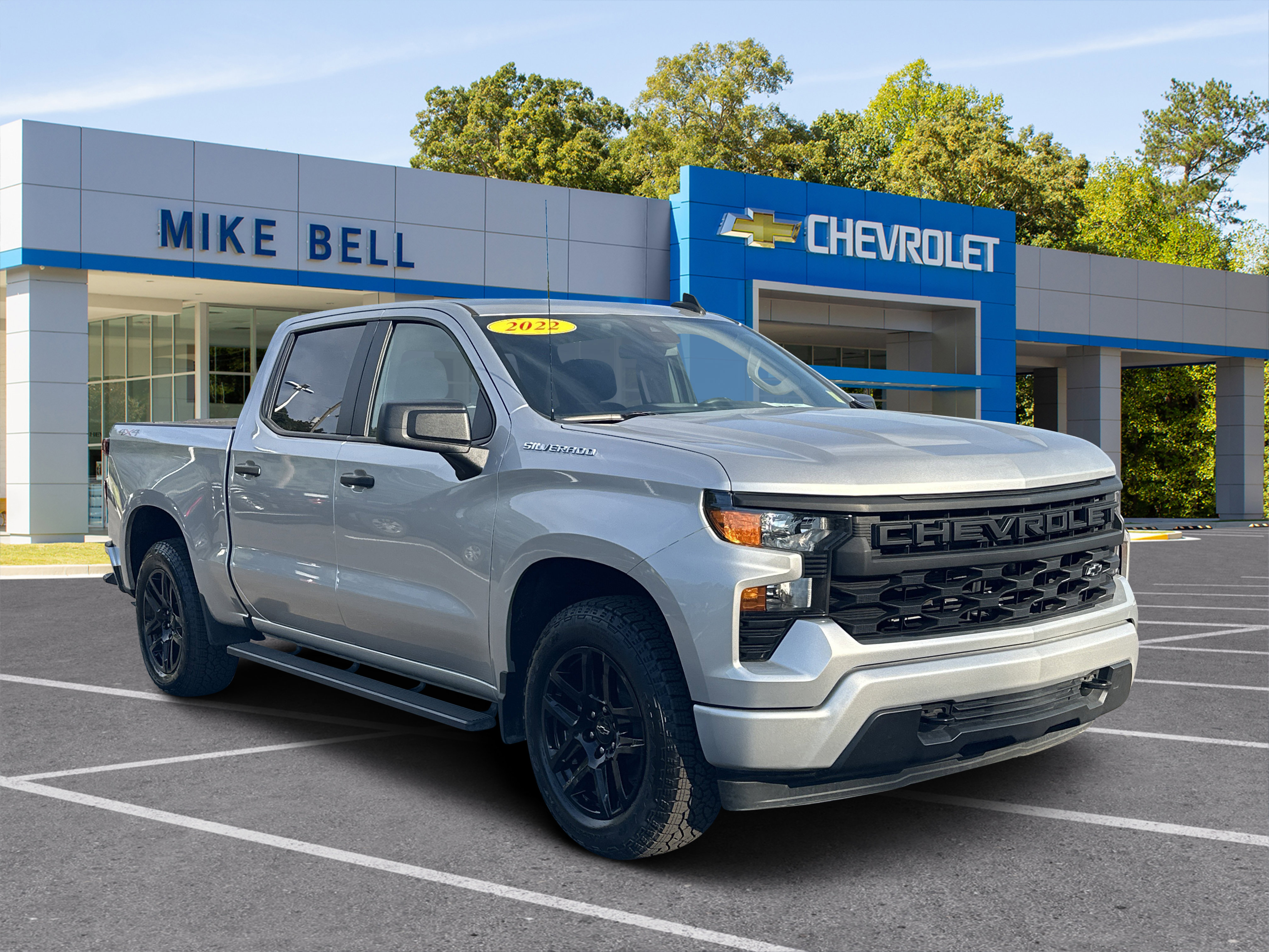 Used 2022 Chevrolet Silverado 1500 Custom w/ LPO, Dark Essentials Package AWD/4WD image 1