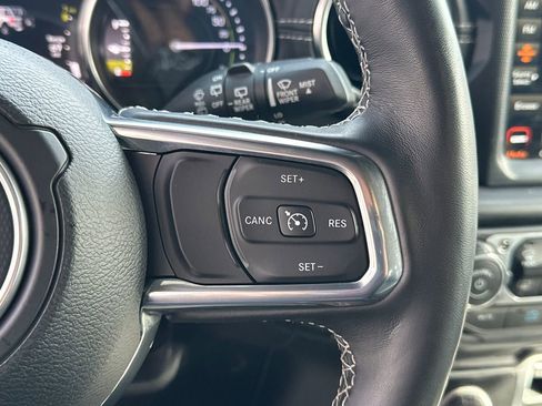 Used 2022 Jeep Wrangler Unlimited Sahara w/ Cold Weather Group image 25