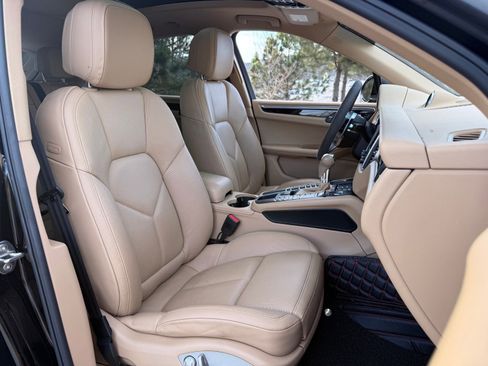 Used 2017 Porsche Macan S image 38