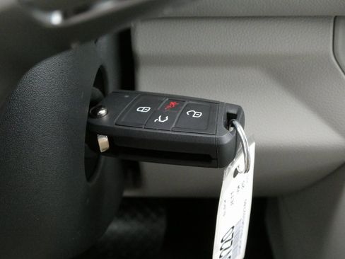 New 2025 Volkswagen Jetta S image 10