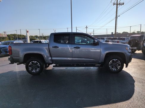 Used 2021 Chevrolet Colorado Z71 AWD/4WD image 6