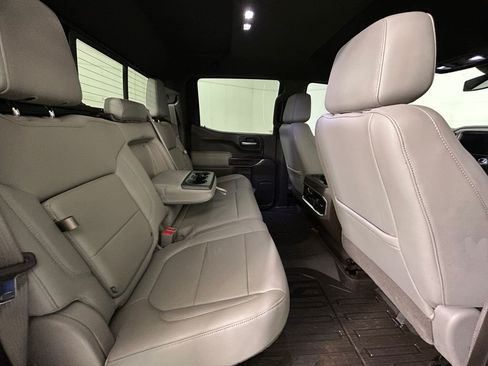 Used 2019 GMC Sierra 1500 SLT w/ SLT Premium Plus Package AWD/4WD image 17