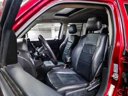 Used 2017 Jeep Patriot High Altitude image 18