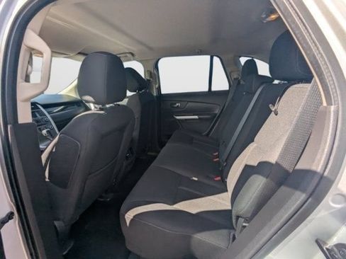 Used 2014 Ford Edge SE FWD image 15