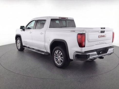 Used 2021 GMC Sierra 1500 SLT w/ SLT Convenience Package image 3