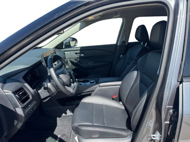 Used 2026 Nissan Rogue SL AWD/4WD image 9