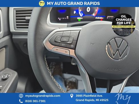 Used 2023 Volkswagen Atlas Cross Sport SE image 20