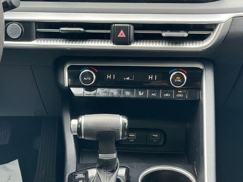 Used 2023 Kia K5 LXS image 18