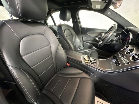 Used 2020 Mercedes-Benz C 300 4MATIC Sedan image 24
