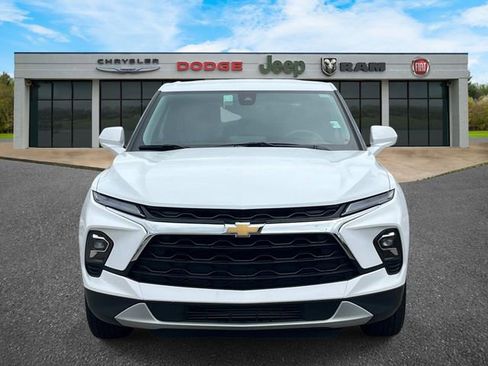 Used 2025 Chevrolet Blazer LT FWD image 10