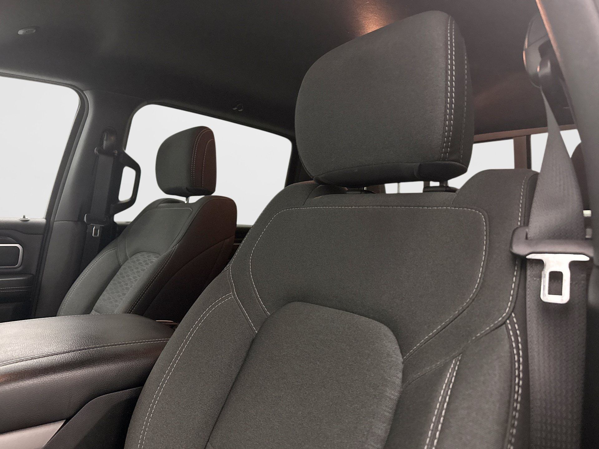 Used 2025 RAM 1500 Big Horn AWD/4WD image 8