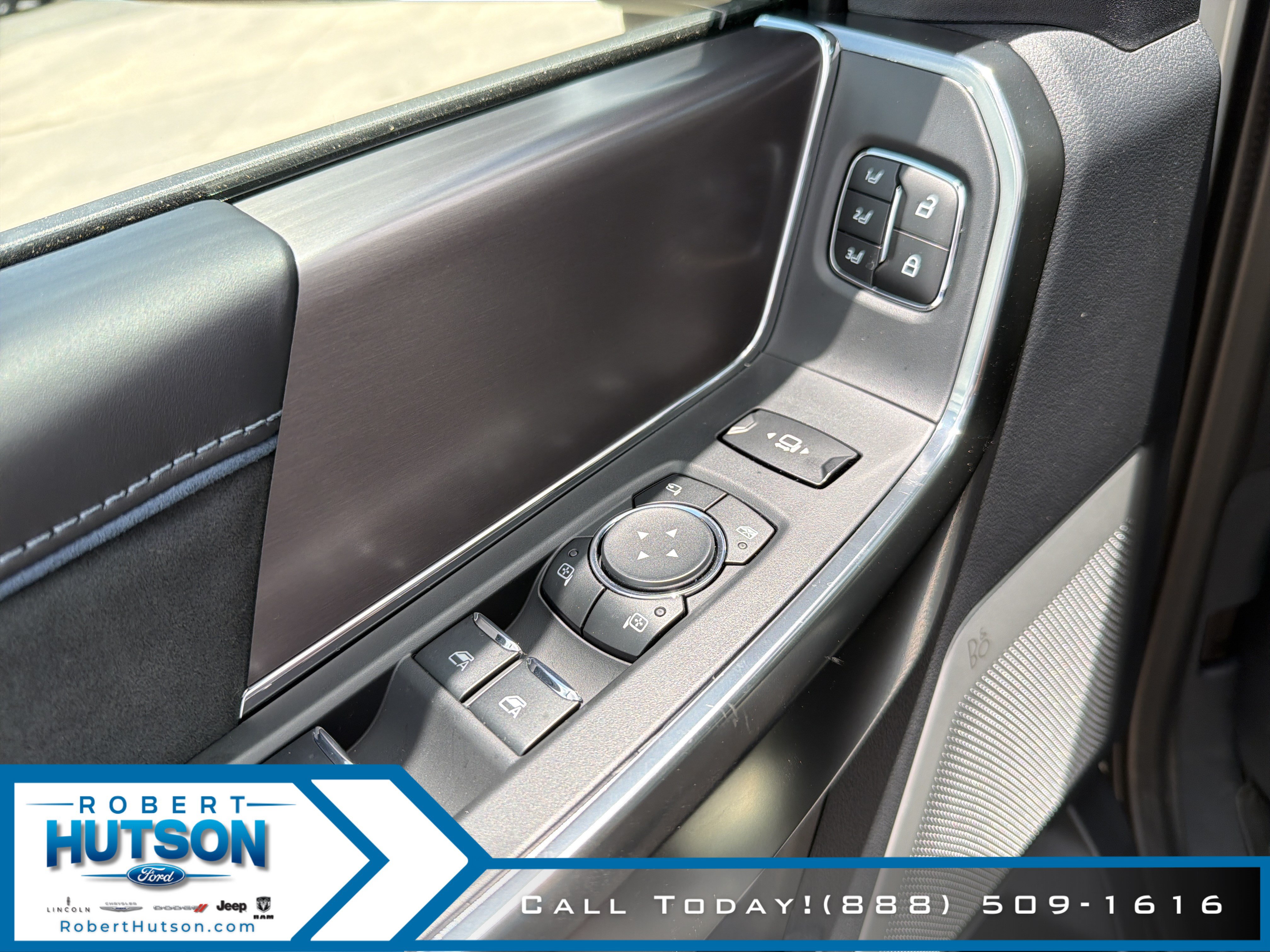 New 2026 Ford F250 Platinum AWD/4WD image 10