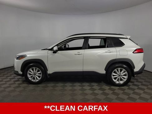 Used 2023 Toyota Corolla Cross LE w/ Moonroof Package AWD/4WD image 5