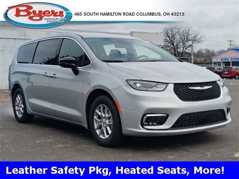 New 2026 Chrysler Pacifica Select image 1