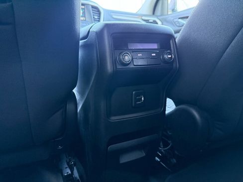 Used 2017 GMC Acadia SLE image 26