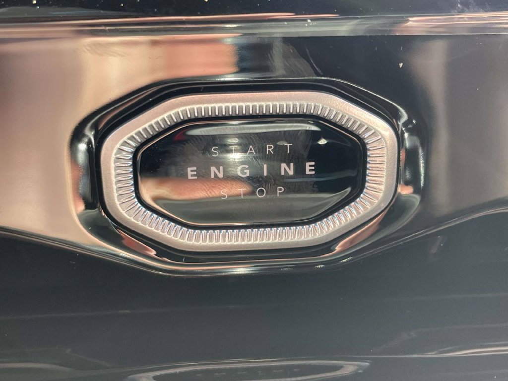New 2027 Jeep Grand Cherokee 4WD image 39