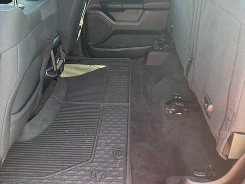 Used 2021 RAM 1500 Big Horn AWD/4WD image 8