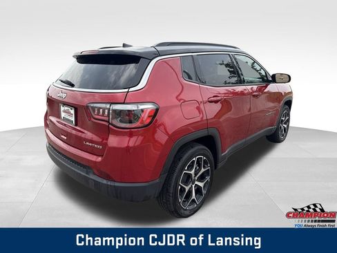 Used 2025 Jeep Compass Limited AWD/4WD image 7