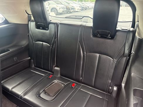 Used 2023 INFINITI QX60 Luxe w/ Performance Audio Package FWD image 6