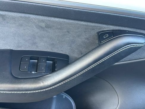 Used 2023 Tesla Model 3 Standard Range RWD image 18
