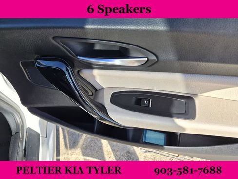 Used 2018 BMW 230i Convertible image 16