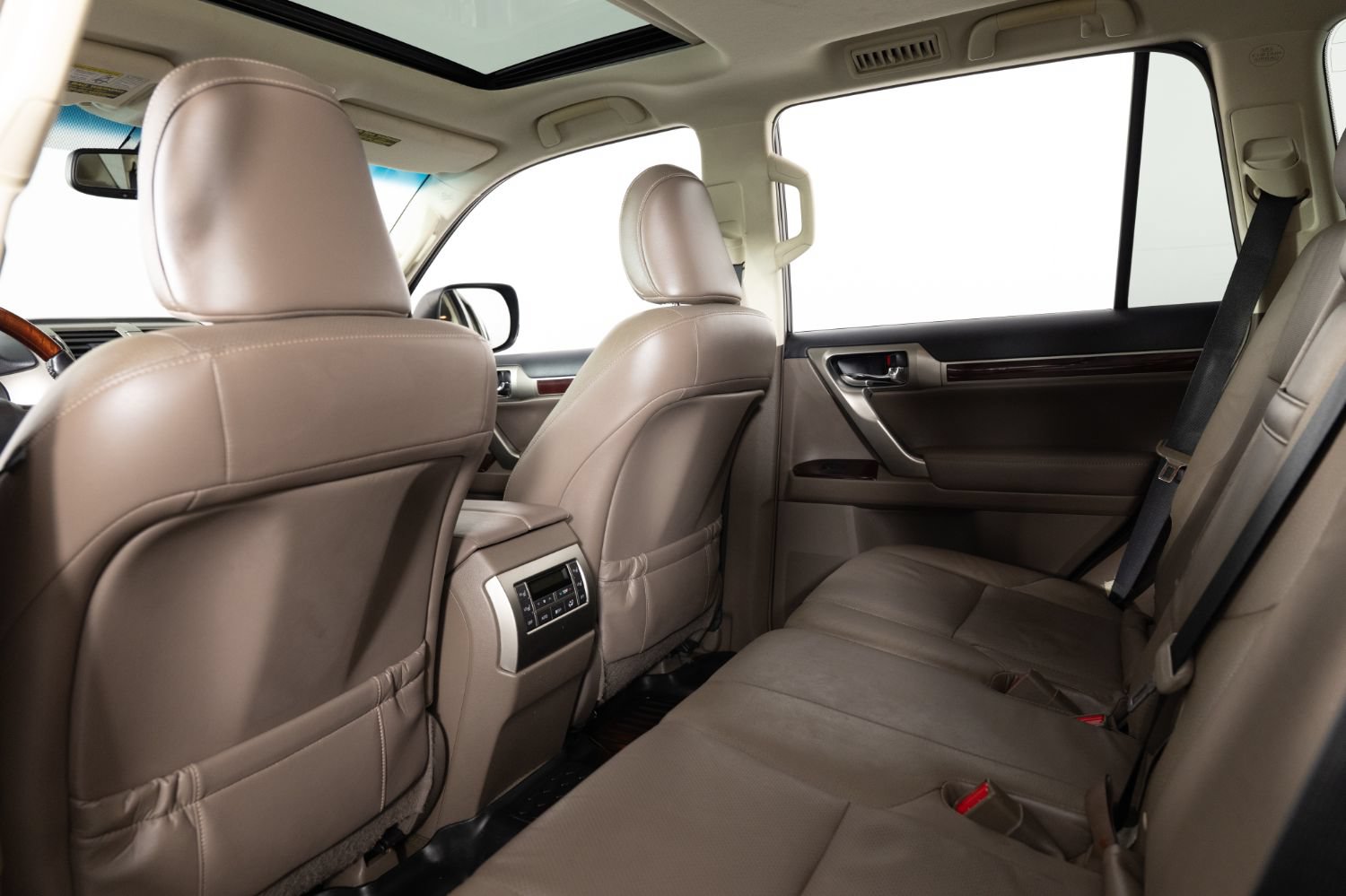 Used 2015 Lexus GX 460 w/ Premium Package AWD/4WD image 19