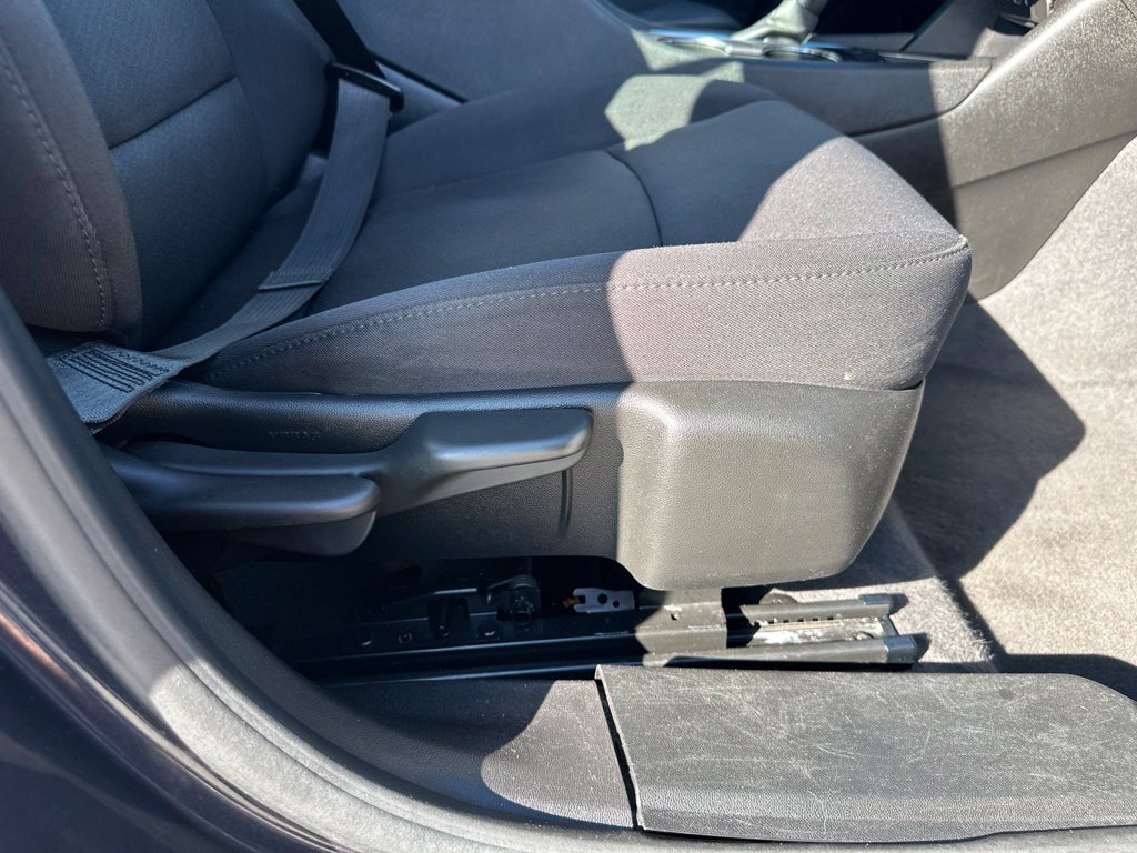 Used 2023 Chevrolet Malibu LT FWD image 23