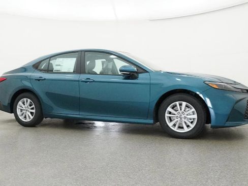 New 2026 Toyota Camry LE image 73