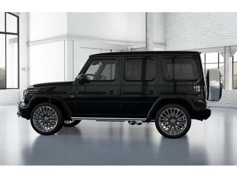 Used 2026 Mercedes-Benz G 63 AMG 4MATIC image 32
