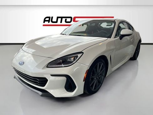Used 2024 Subaru BRZ Limited w/ Popular Package 2 image 3