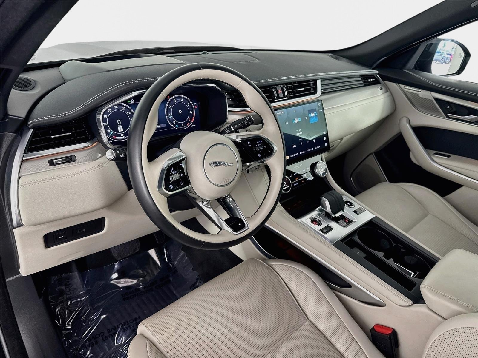 Used 2026 Jaguar F-PACE R-Dynamic S AWD/4WD image 9