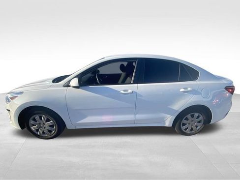 Used 2023 Kia Rio LX FWD image 4