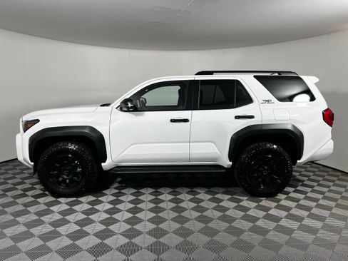 Certified 2026 Toyota 4Runner TRD Off-Road Premium image 8