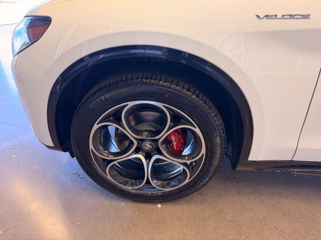 New 2026 Alfa Romeo Stelvio Sprint AWD/4WD image 10