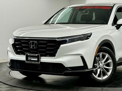 Used 2023 Honda CR-V EX image 3