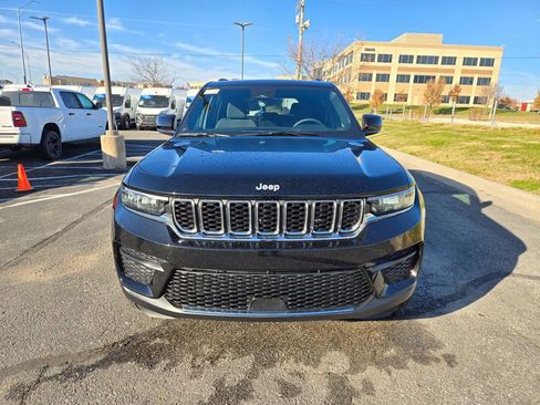 New 2025 Jeep Grand Cherokee Laredo X image 10