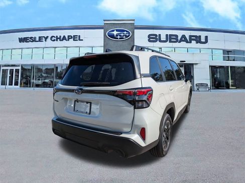 Used 2026 Subaru Forester Premium image 4