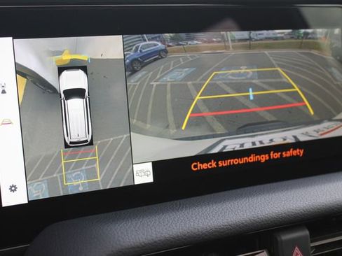 Used 2025 Toyota Land Cruiser w/ Premium Package image 20