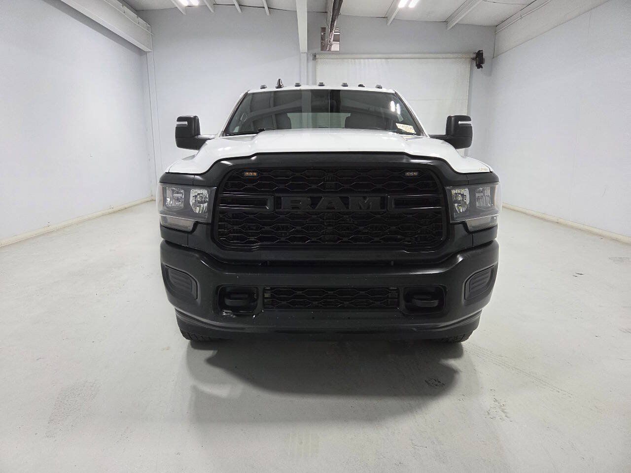 Used 2024 RAM 2500 Tradesman w/ Snow Chief Group AWD/4WD image 4