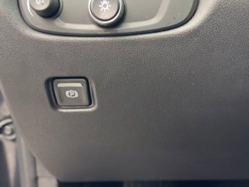 Used 2022 Chevrolet Blazer LT image 11