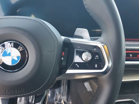 Used 2024 BMW 740i image 26