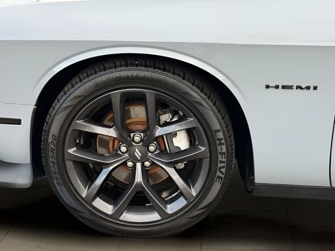 Used 2021 Dodge Challenger R/T w/ Driver Convenience Group RWD image 35
