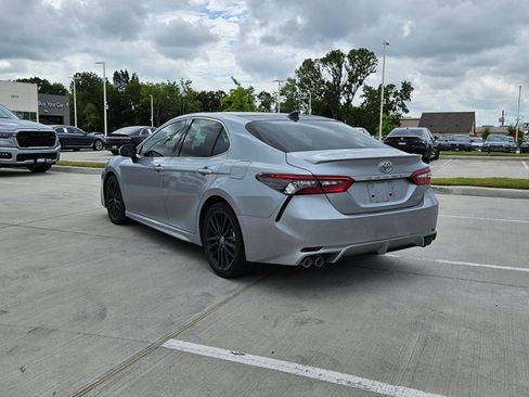 Used 2023 Toyota Camry XSE FWD image 7